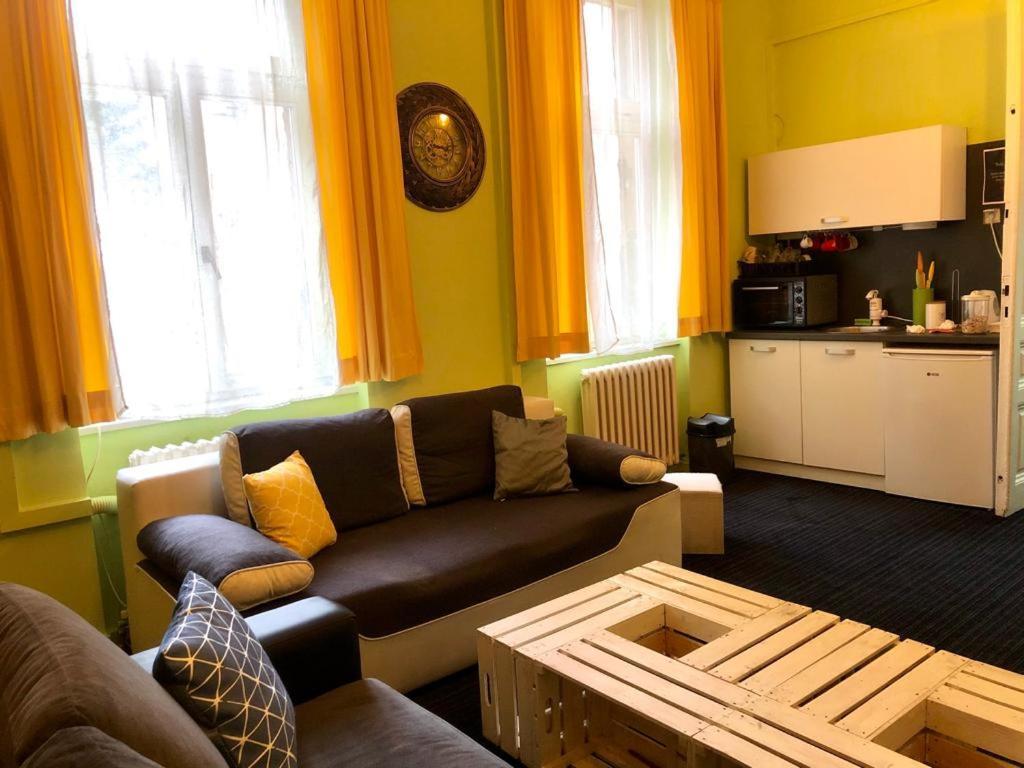 Spacious Tuzlaks Apartments Sarajevo Ferhadija Εξωτερικό φωτογραφία