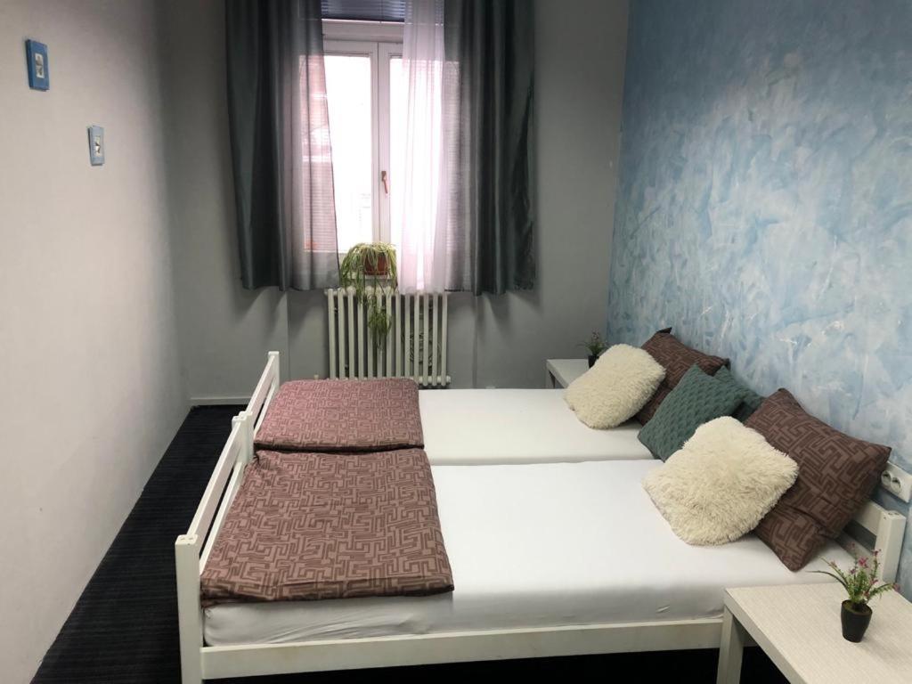 Spacious Tuzlaks Apartments Sarajevo Ferhadija Εξωτερικό φωτογραφία