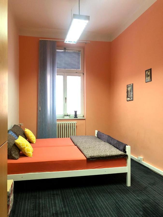 Spacious Tuzlaks Apartments Sarajevo Ferhadija Εξωτερικό φωτογραφία